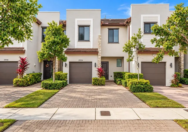 Townhouse for sale at 20554 NE 2nd Court, Miami, FL 33179 | MLS# B26082518