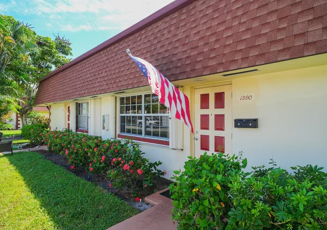 Photo 1 of Condo for sale at 1990 Ne 33rd Street #3, Lighthouse Point, FL 33064 | MLS# B26082578 | Listing updated on 2026-10-10