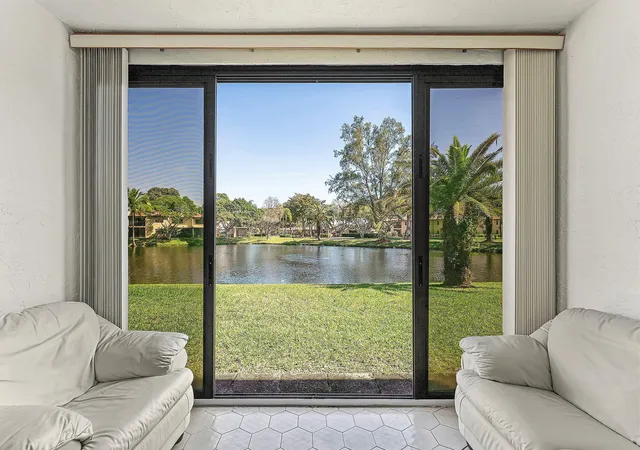 Photo 2 of Condo for sale at 9283 Vista Del Lago #G, Boca Raton, FL 33428 | MLS# B26082601 | Listing updated on 2026-10-10