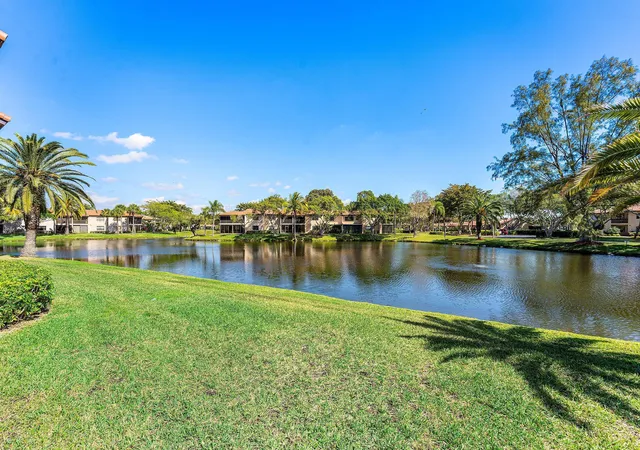 Photo 3 of Condo for sale at 9283 Vista Del Lago #G, Boca Raton, FL 33428 | MLS# B26082601 | Listing updated on 2026-10-10