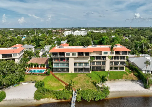 Photo 4 of Condo for sale at 624 SW Saint Lucie Crescent #308, Stuart, FL 34994 | MLS# B26082610 | Listing updated on 2026-10-10