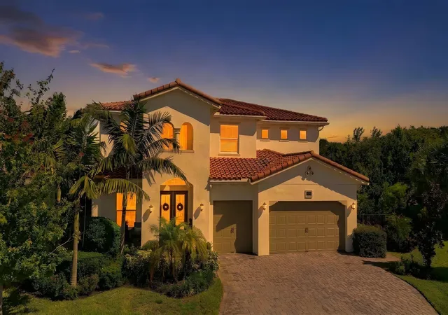 Photo 1 of Single family home for sale at 2475 Ne Evinrude Cir, Jensen Beach, FL 34957 | MLS# B26082613 | Listing updated on 2026-10-08