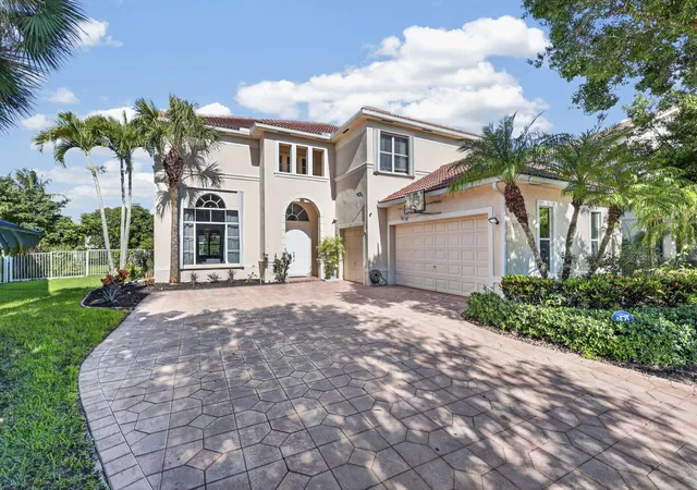 Photo 3 of Single family home for sale at 1217 Creekside Dr, Wellington, FL 33414 | MLS# B26082635 | Listing updated on 2026-10-02