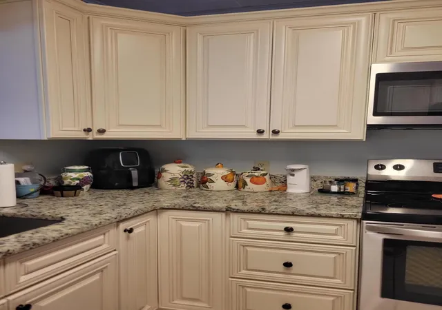 Photo 2 of Manufactured home for sale at 7435 Se Independence Ave, Hobe Sound, FL 33455 | MLS# B26082676 | Listing updated on 2026-10-09