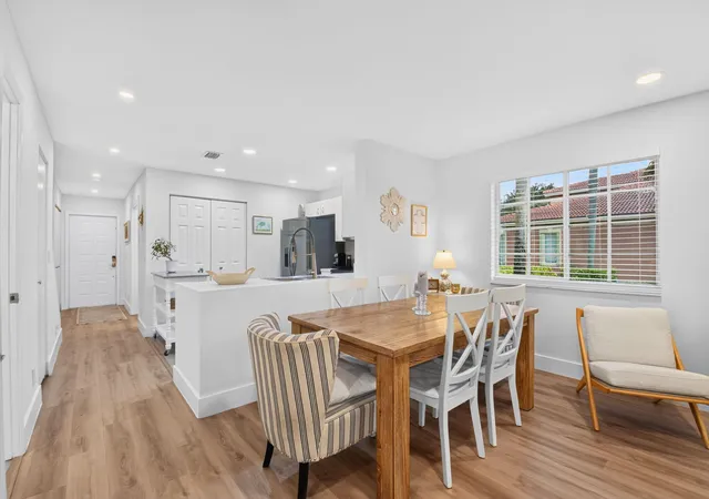 Townhouse for sale at 9854 Kamena Cir, Boynton Beach, FL 33436 | MLS# B26082698