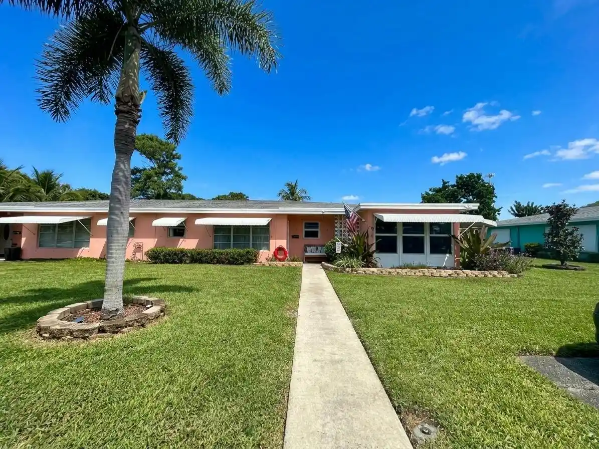 Photo 1 of Condo for sale at 355 Main Blvd #C, Boynton Beach, FL 33435 | MLS# B26082700 | Listing updated on 2026-10-27