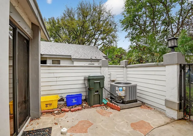 Photo 2 of House for sale at 2303 Landings Blvd, Greenacres, FL 33413 | MLS# B26082762 | Listing updated on 2026-10-02