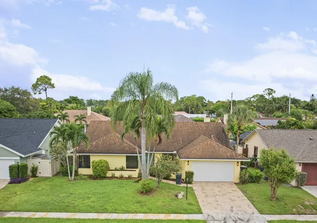 Photo 1 of Single family home for sale at 13787 Exotica Ln, Wellington, FL 33414 | MLS# B26082813 | Listing updated on 2026-10-06