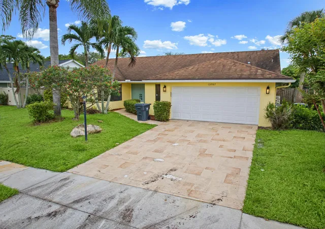 Photo 2 of Single family home for sale at 13787 Exotica Ln, Wellington, FL 33414 | MLS# B26082813 | Listing updated on 2026-10-06