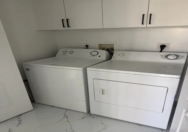 Listing Photo 5 - Condo for sale in building located at 7751 Southampton Ter, Tamarac, FL 33321 - Unit #213