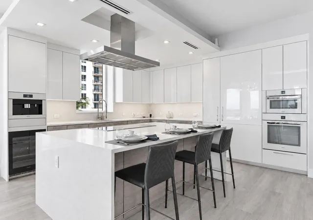 Listing Photo 5 - Condo for sale in building located at 3730 N Ocean Dr, Riviera Beach, FL 33404 - Unit #5C