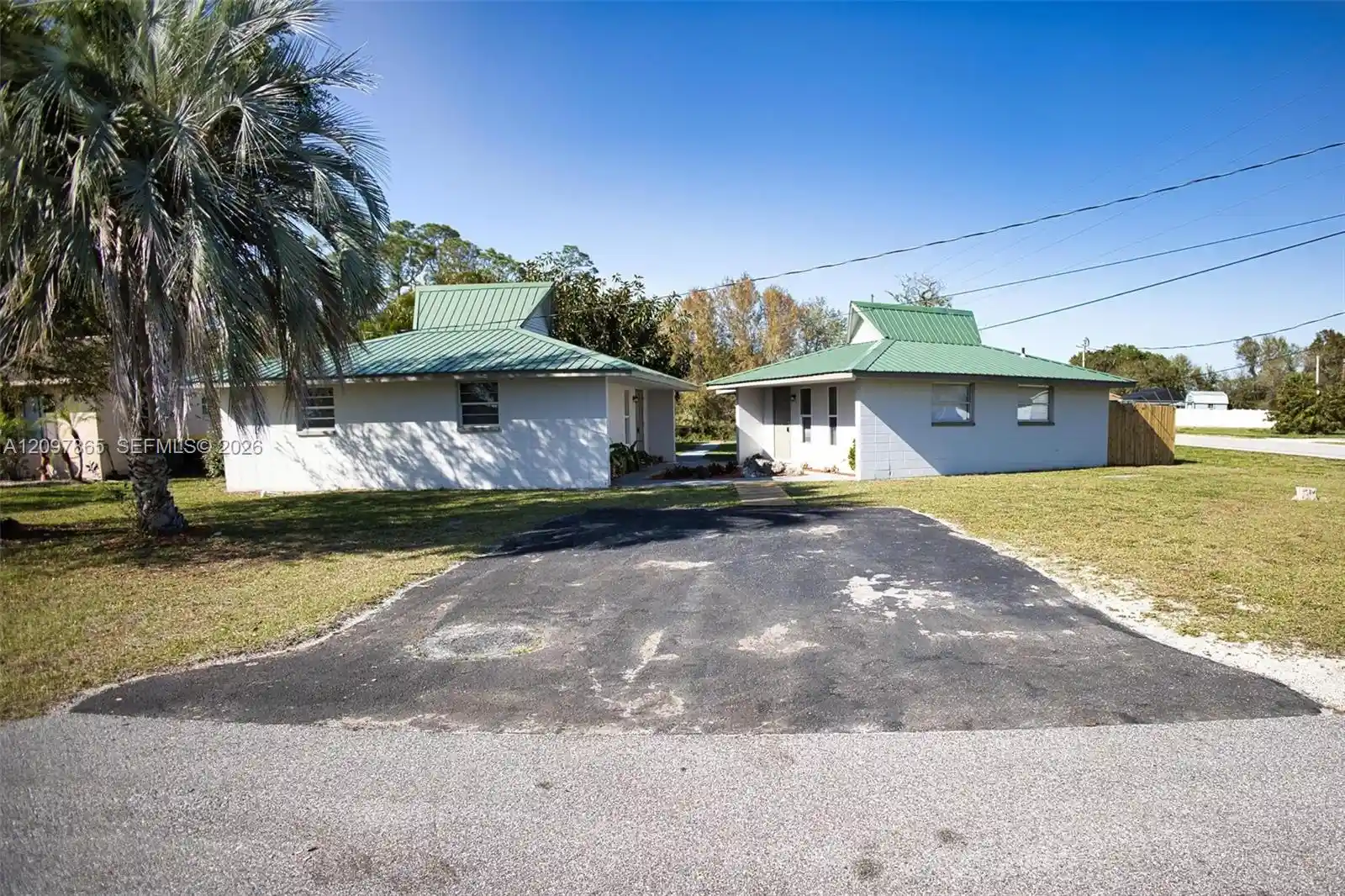 Photo 1 of Multi family home for sale at 101 103 Jasmine Ct, Lake Placid, FL 33852 | MLS# A12097865 | Listing updated on 2026-10-26
