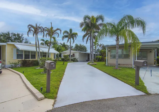 Photo 2 of Manufactured home for sale at 16 Santa Maria Ct, Port Saint Lucie, FL 34952 | MLS# B26082942 | Listing updated on 2026-10-05