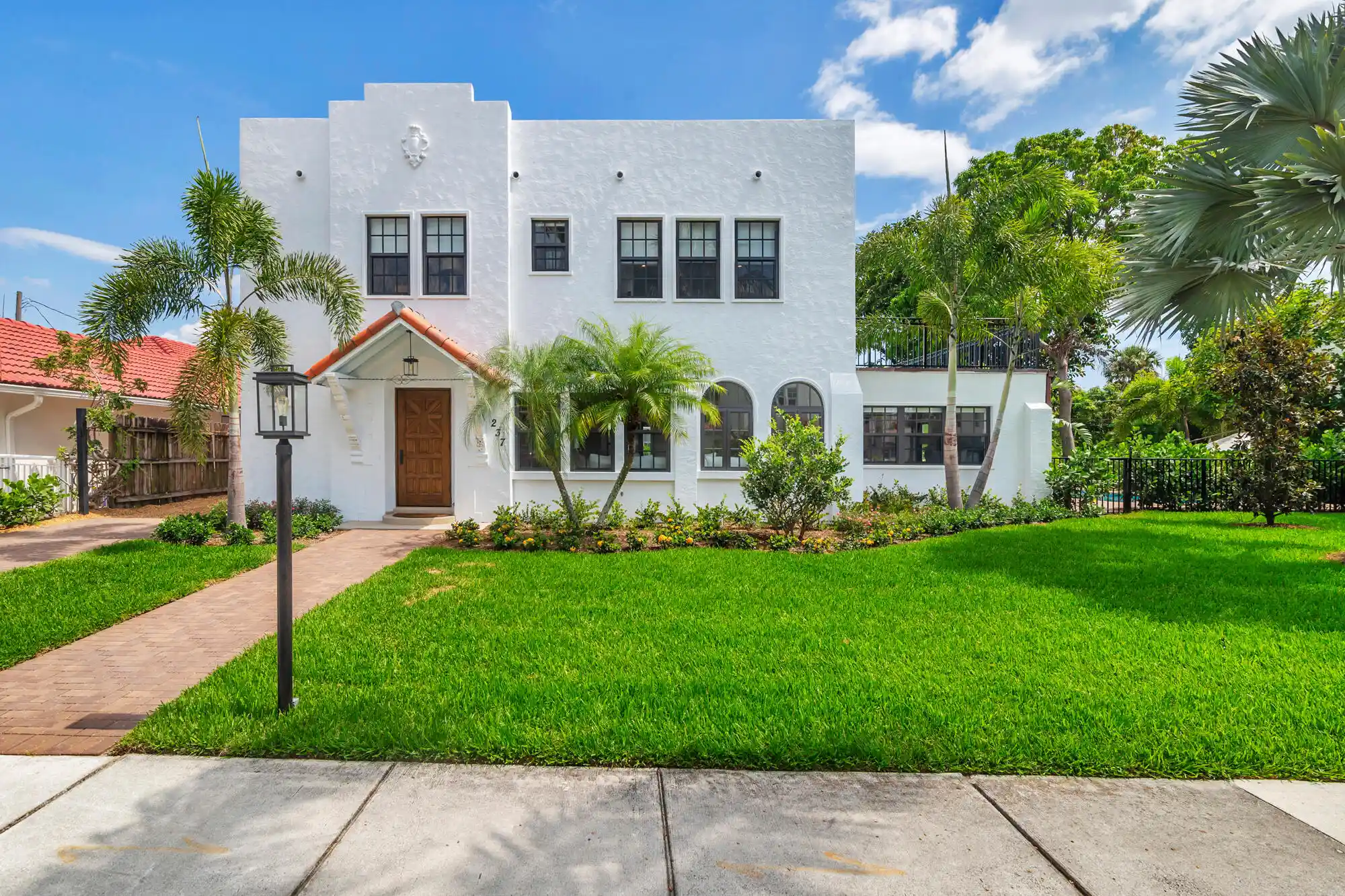Photo 1 of Single family home for sale at 237 Monroe Dr, West Palm Beach, FL 33405 | MLS# B26082955 | Listing updated on 2026-10-04