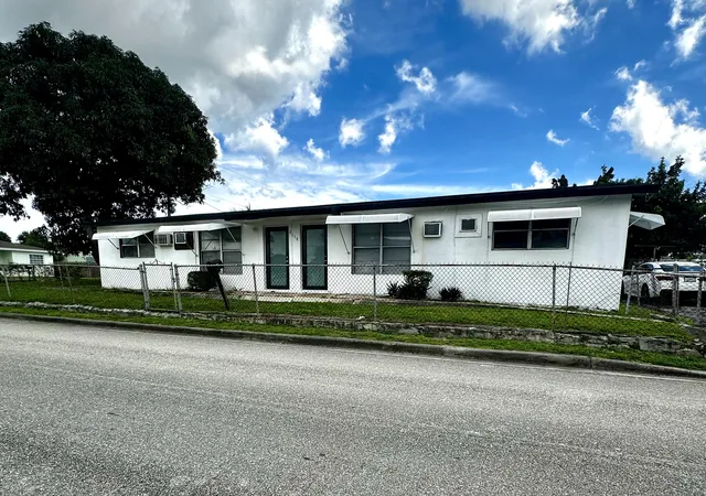 Photo 1 of Single family home for sale at 3116 R J Hendley Ave, Riviera Beach, FL 33404 | MLS# B26082964 | Listing updated on 2026-10-09
