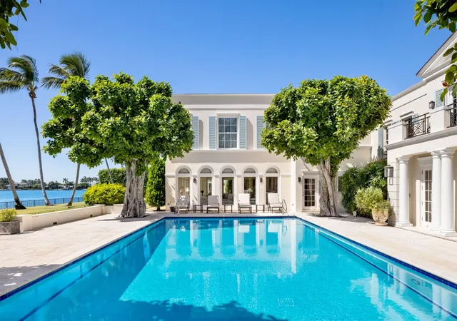 Photo 1 of Mansion for sale at 320 El Vedado Rd, Palm Beach, FL 33480 | MLS# B26082989 | Listing updated on 2026-10-05
