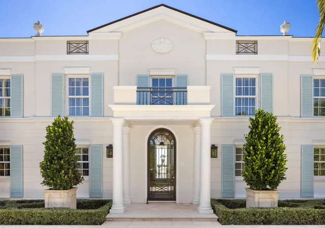 Photo 3 of Mansion for sale at 320 El Vedado Rd, Palm Beach, FL 33480 | MLS# B26082989 | Listing updated on 2026-10-05