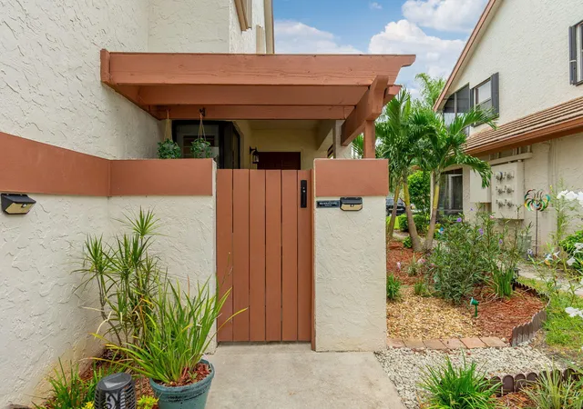 Photo 2 of Condo for sale at 12660 Shoreline Dr #1C, Wellington, FL 33414 | MLS# B26083024 | Listing updated on 2026-10-02