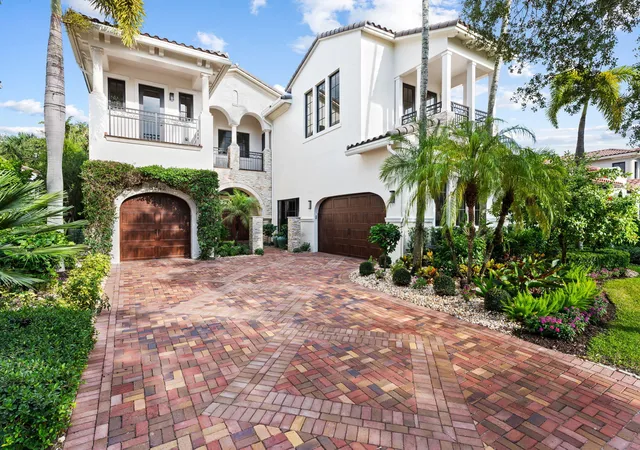 Photo 1 of Single family home for sale at 8242 Emerald Ave, Parkland, FL 33076 | MLS# B26083065 | Listing updated on 2026-10-09