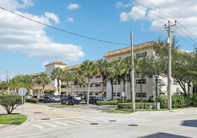 Condo for sale at 200 E Royal Palm Rd #3040, Boca Raton, FL 33432 | MLS# B26083075