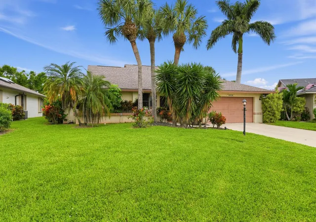Photo 2 of Single family home for sale at 5628 Pleasant Valley Ln, Delray Beach, FL 33484 | MLS# B26083101 | Listing updated on 2026-10-01