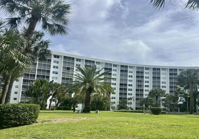 Condo for sale at 2731 NE 14th Street Cswy #629, Pompano Beach, FL 33062 | MLS# B26083122