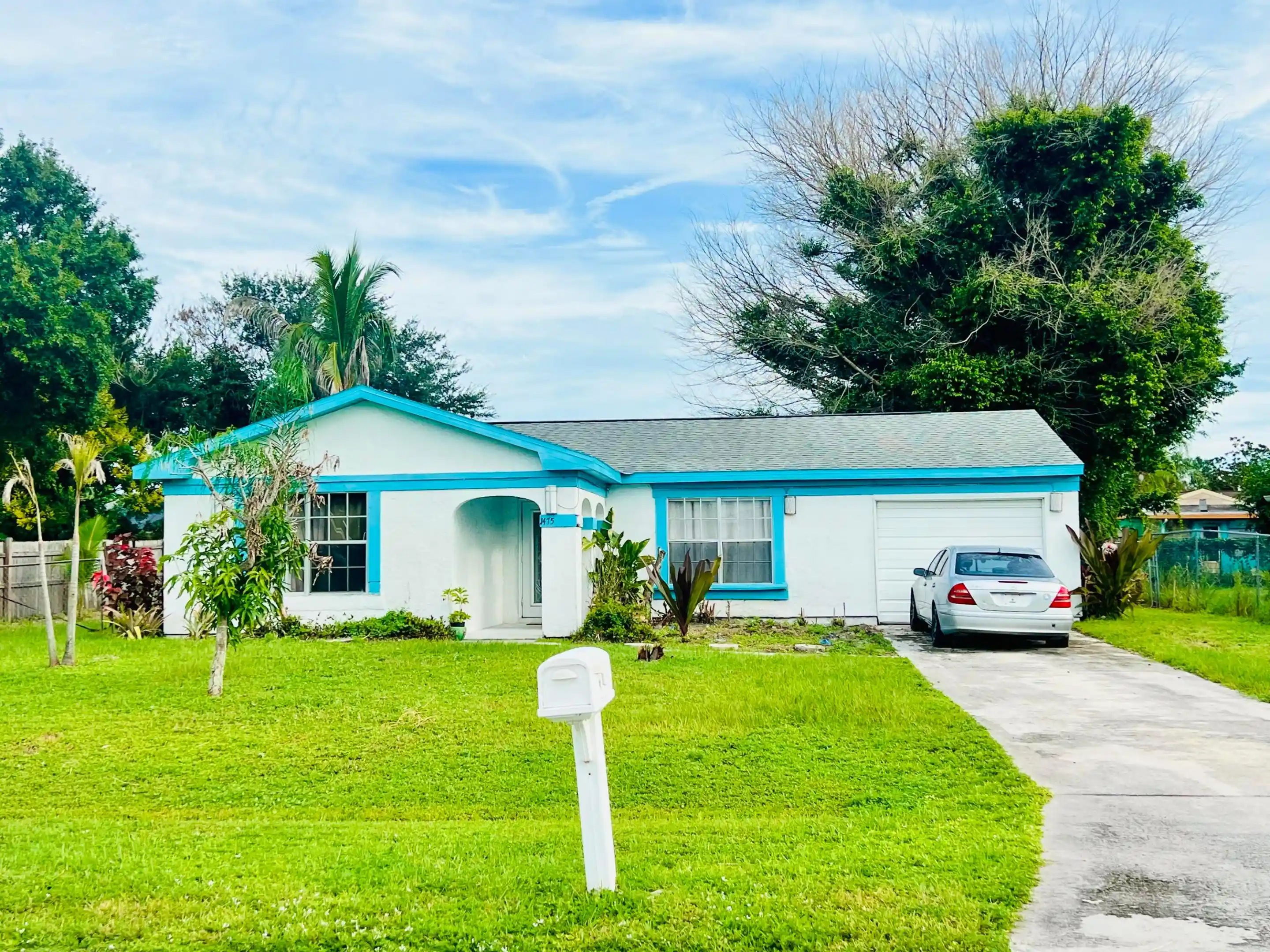 Photo 1 of Single family home for sale at 1475 Se Grapeland Ave, Port Saint Lucie, FL 34952 | MLS# B26083156 | Listing updated on 2026-10-15