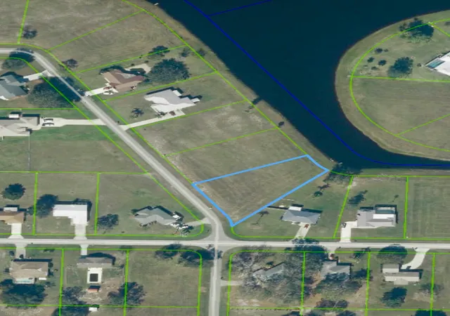 Photo 1 of Land for sale at 300 Arrowhead Dr, Sebring, FL 33876 | MLS# B26083238 | Listing updated on 2026-10-10