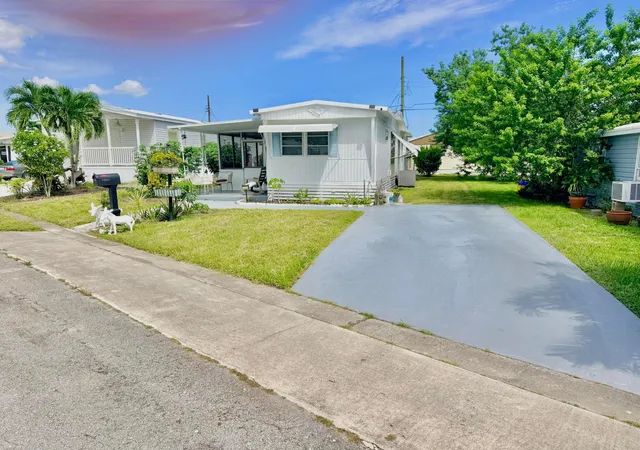 Photo 1 of Manufactured home for sale at 14624 Glenview Dr, Delray Beach, FL 33445 | MLS# B26083422 | Listing updated on 2026-10-08