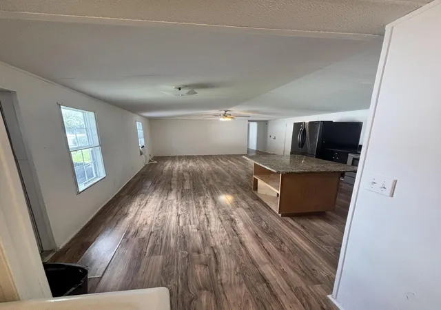 Photo 2 of Manufactured home for sale at 1027 Marco Ct, Greenacres, FL 33463 | MLS# B26083487 | Listing updated on 2026-10-08