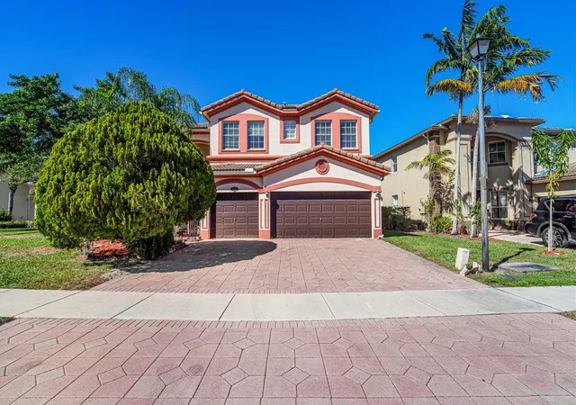 Photo 3 of Single family home for sale at 10633 Old Hammock Way, Wellington, FL 33414 | MLS# B26083573 | Listing updated on 2026-10-10