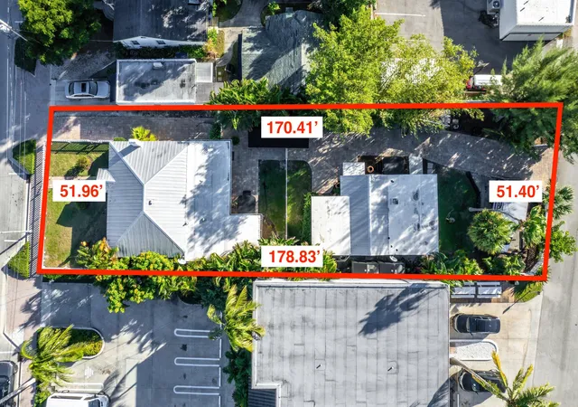 Photo 2 of Multi family home for sale at 126 Ne 4th Avenue, Delray Beach, FL 33483 | MLS# B26083591 | Listing updated on 2026-10-05