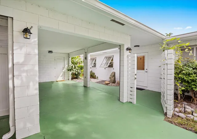 Photo 3 of Single family home for sale at 1706 Plover Ave, Fort Pierce, FL 34949 | MLS# B26083607 | Listing updated on 2026-10-02