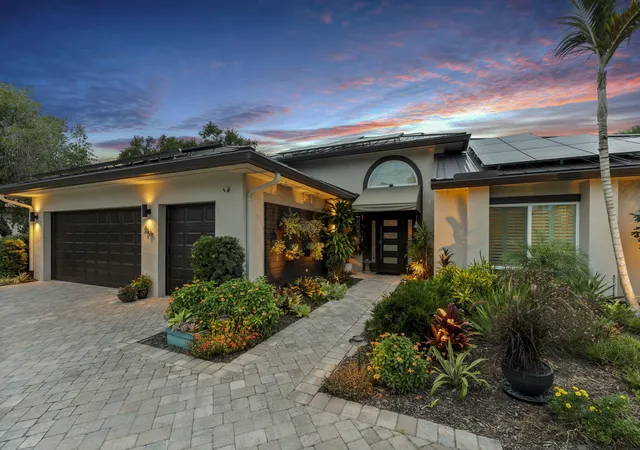 Photo 3 of Single family home for sale at 4881 SW Parkgate Blvd, Palm City, FL 34990 | MLS# B26083639 | Listing updated on 2026-10-03