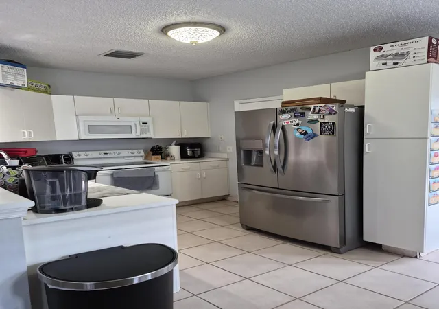 Photo 2 of Townhouse for sale at 6003 Harbor Isle Way #495, Tamarac, FL 33321 | MLS# B26083656 | Listing updated on 2026-10-06