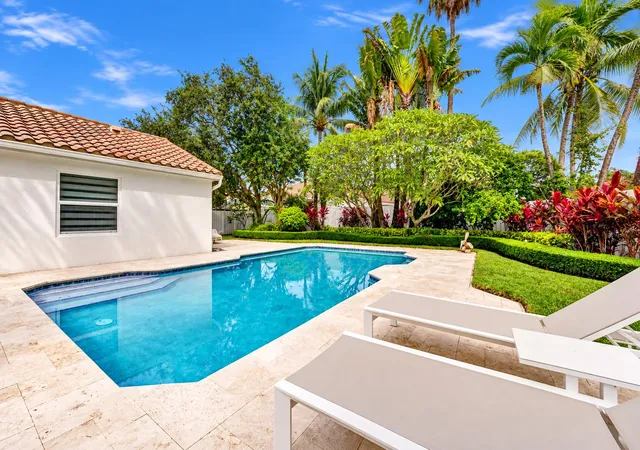 Photo 3 of Single family home for sale at 788 Lake Blvd, Weston, FL 33326 | MLS# B26083700 | Listing updated on 2026-10-09