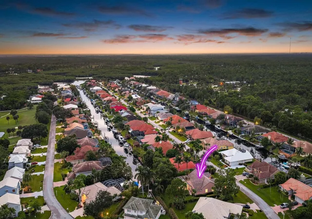 Single family home for sale at 8954 SE Water Oak Pl, Jupiter, FL 33469 | MLS# B26083733