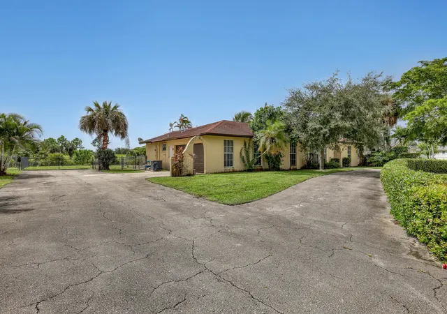 Photo 2 of Single family home for sale at 110 Meadowlark Dr, Royal Palm Beach, FL 33411 | MLS# B26083853 | Listing updated on 2026-10-05