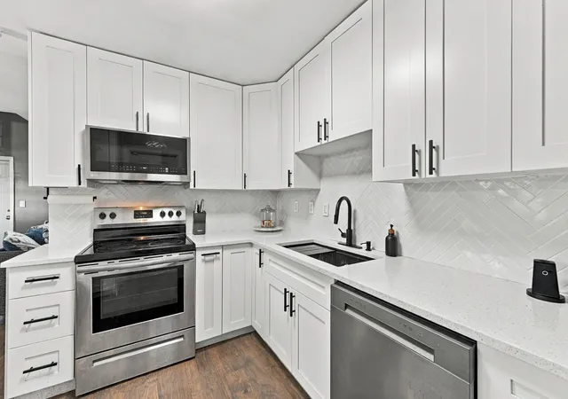 Photo 3 of Single family home for sale at 6240 Nw 16th Place, Sunrise, FL 33313 | MLS# B26083871 | Listing updated on 2026-10-03