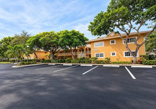 Photo 3 of Condo for sale at 401 Se 10th Street #B201, Dania, FL 33004 | MLS# B26083872 | Listing updated on 2026-10-10