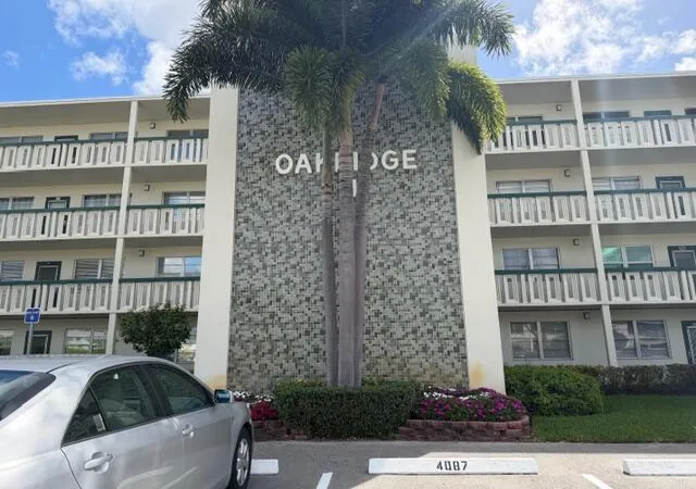 Photo 1 of Condo for sale at 1083 Oakridge U, Deerfield Beach, FL 33442 | MLS# B26083920 | Listing updated on 2026-10-06