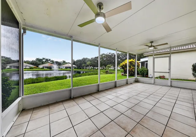 Photo 3 of House for sale at 9818 Crescent View Dr S, Boynton Beach, FL 33437 | MLS# B26083946 | Listing updated on 2026-10-10