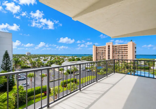 Photo 2 of Condo for sale at 5159 Jimmy Buffett Mem Hwy, Fort Pierce, FL 34949 | MLS# B26083951 | Listing updated on 2026-10-10