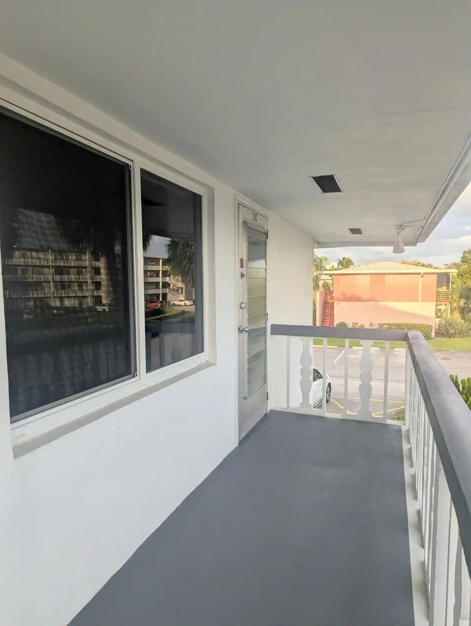 Photo 1 of Condo for sale at 100 Kingswood E, West Palm Beach, FL 33417 | MLS# B26083966 | Listing updated on 2026-10-24