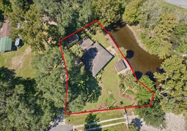 Photo 3 of Single family home for sale at 620 S Marlene Point, Inverness, FL 34450 | MLS# B26084029 | Listing updated on 2026-10-09