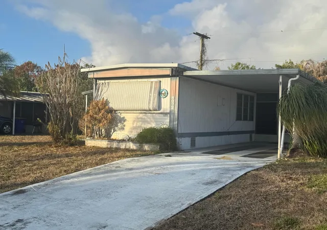 Photo 1 of Manufactured home for sale at 8072 Se Skylark Ave, Hobe Sound, FL 33455 | MLS# B26084064 | Listing updated on 2026-10-10