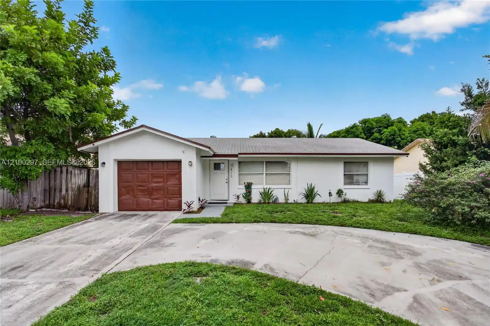 Single family home for sale at 425 NW 18th Court, Pompano Beach, FL 33060 | MLS# A12100297
