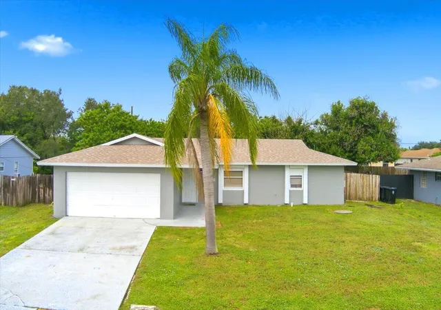 Single family home for sale at 2066 SE Stonecrop St, Port Saint Lucie, FL 34984 | MLS# B26084184