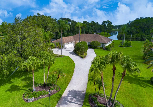 Photo 1 of Single family home for sale at 3495 Sw Forest Hills Ct, Palm City, FL 34990 | MLS# B26084195 | Listing updated on 2026-10-08