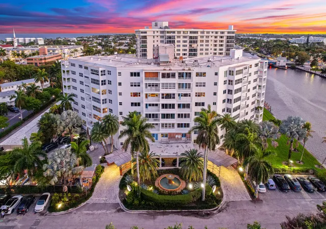 Photo 2 of Condo for sale at 1000 Lowry St #6H, Delray Beach, FL 33483 | MLS# B26084196 | Listing updated on 2026-10-09